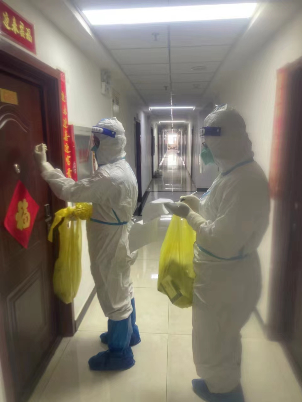 李峰.jpg 李峰.jpg